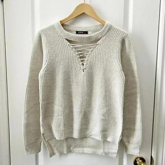 Devoted Sweater Lace Front Keyhole Neckline High Low Hem Light Beige Small - Picture 4 of 16